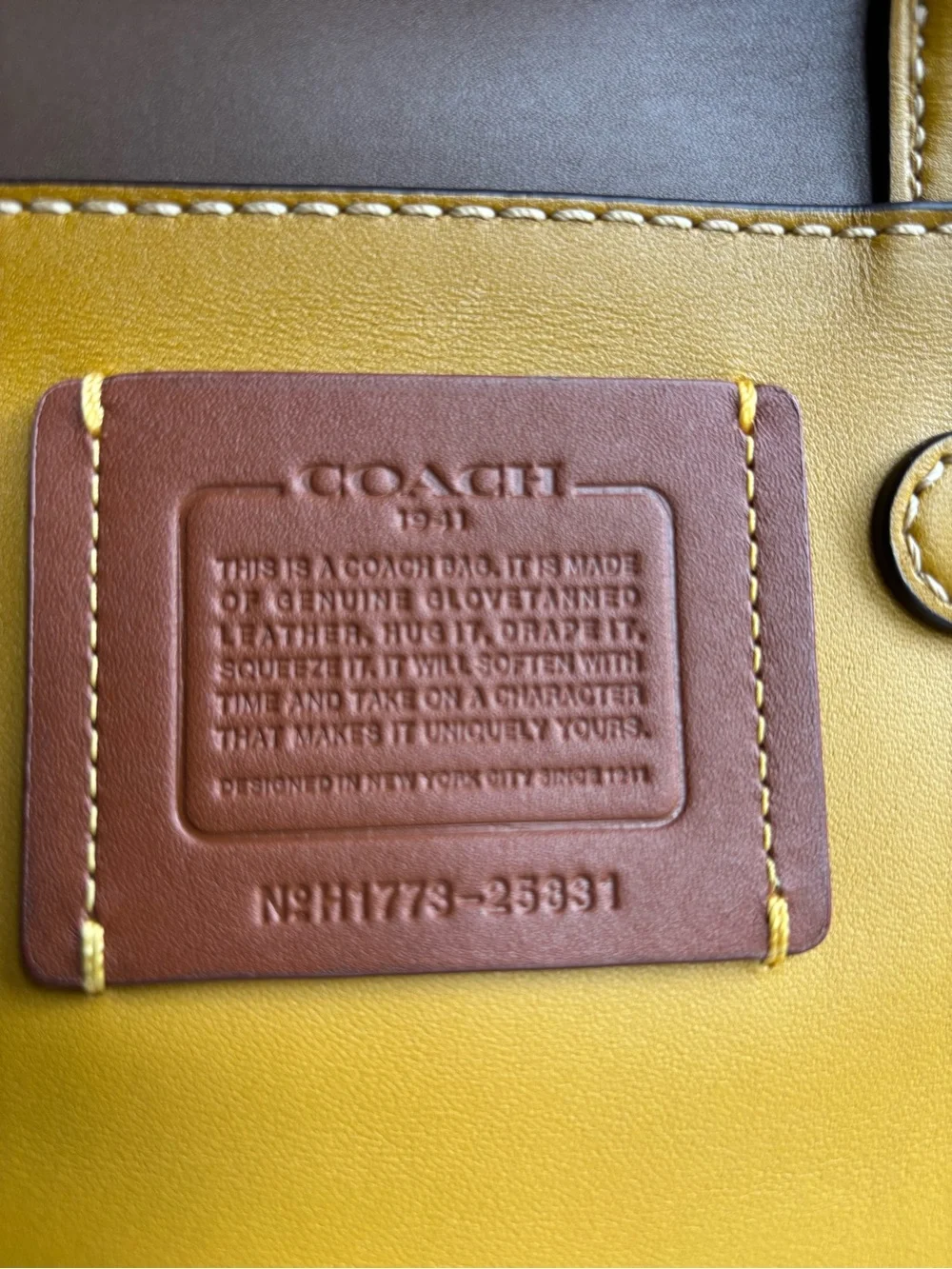 Coach 1941 Swagger 37 Two-Tone Yellow and Brown Leather Satchel/Briefcase - Picture 3 of 16
